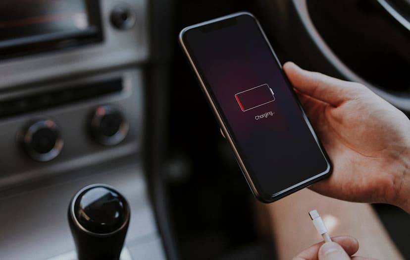 【iPhoneユーザー必見】充電が80％で止まる理由と対処法